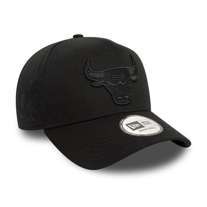 kšiltovka New Era 9Forty E-Frame Monochrome Chicago Bulls Black Adjustable cap